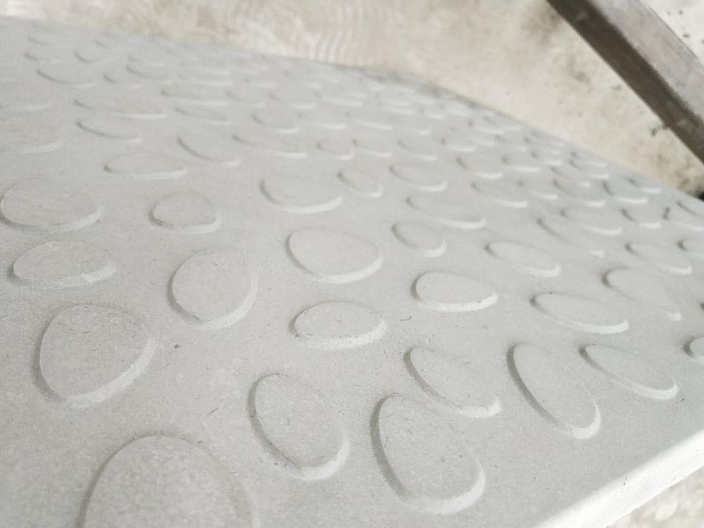 電纜溝蓋板玻璃鋼電纜支架的更換方法