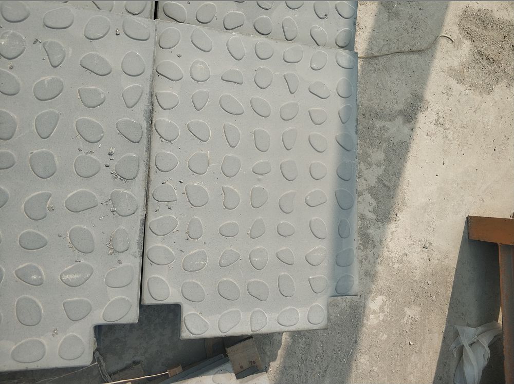 復(fù)合電纜溝蓋板包裝方式