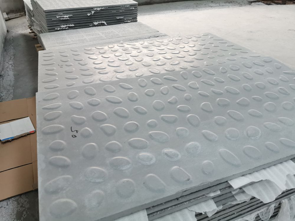 高鐵rpc蓋板的多樣性