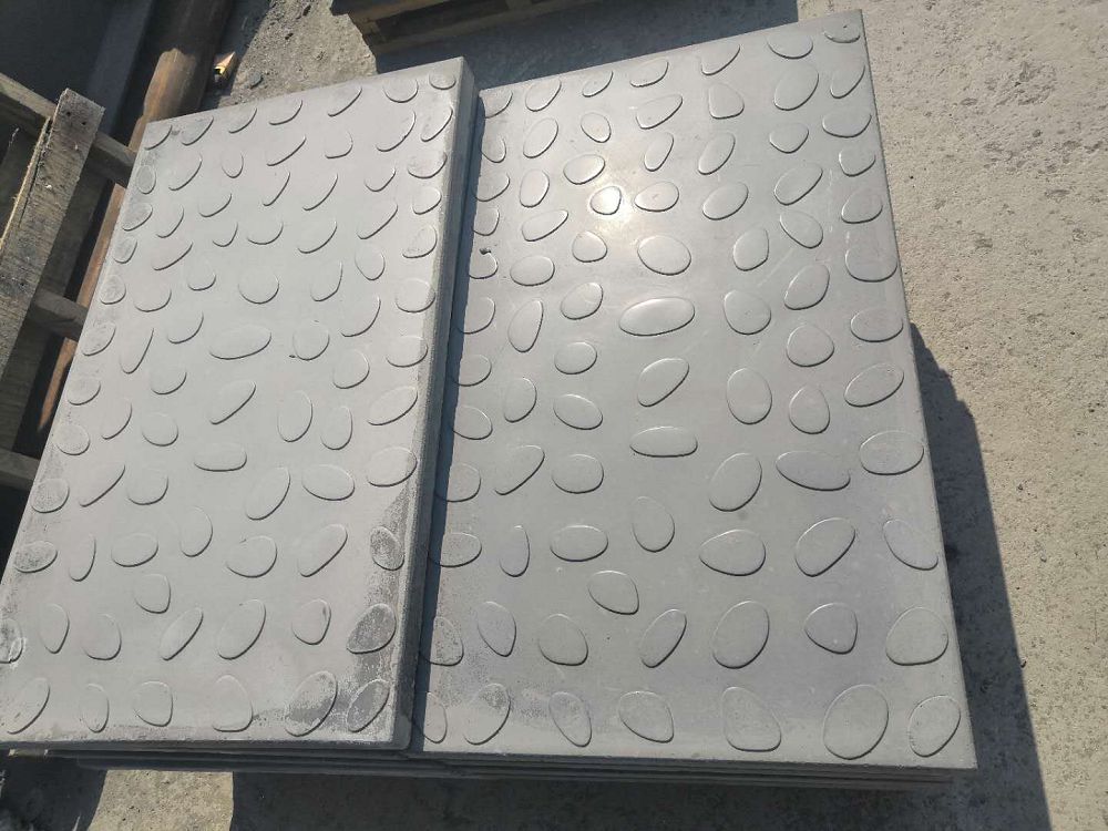 RPC蓋板的日常排水 